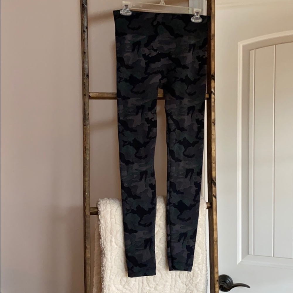 Camo Thermal leggings